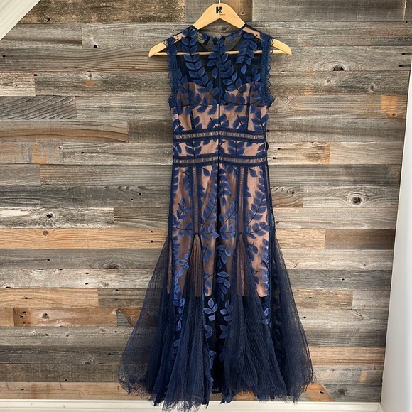 Bronx & Banco Blue Saba Leaf Appliqué Lace Midi Dress Size Small - Picture 7 of 12
